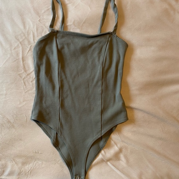NWOT Bodysuit Bundle- Forever 21 - Picture 2 of 13